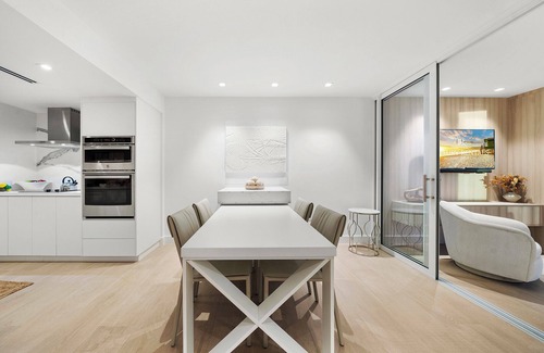 South Beach Condo | Oceanview 2+Den Private Residence at Roney Palace