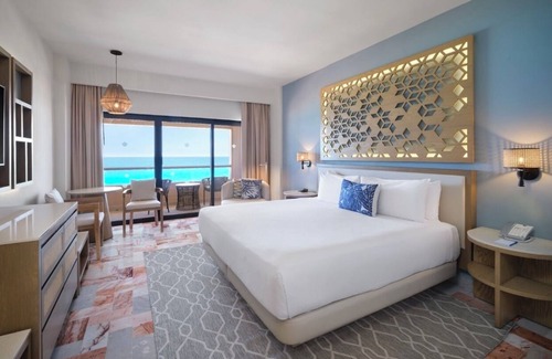 Zona Hotelera Resort | Oceanview 3-Room Suite w/Soaking Tub - Wyndham Grand Cancun