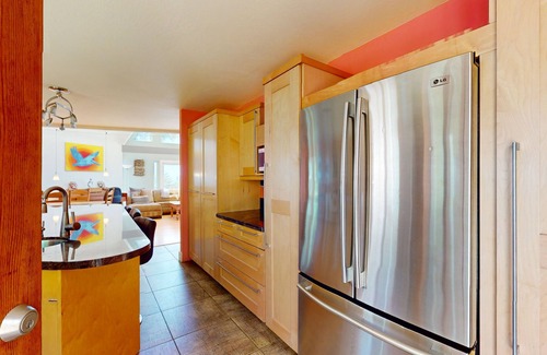 Gualala House | Oceanview house with enclosed private yard - dog friendly