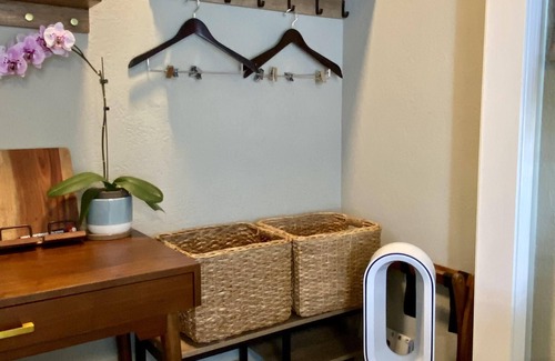 El Granada Apartment | Oceanview Penthouse, Stylish & Walking to Beach