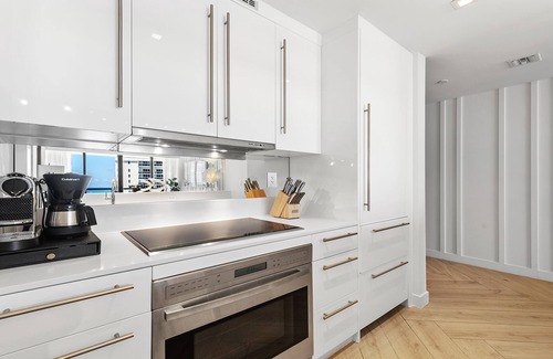 City Center Condo | Oceanview Private Condo at W South Beach - 1219