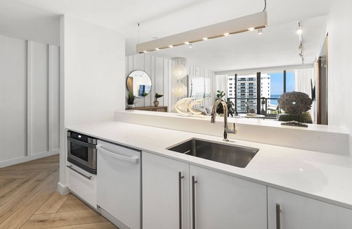 City Center Condo | Oceanview Private Condo at W South Beach - 1219