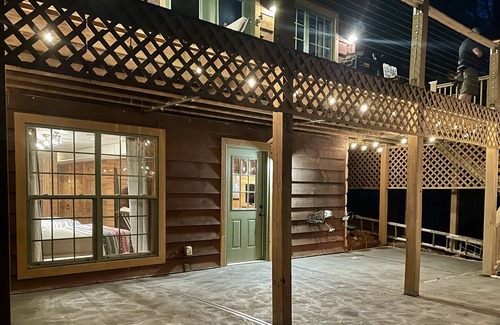 Benton Cabin | "Ocoee River's Edge"