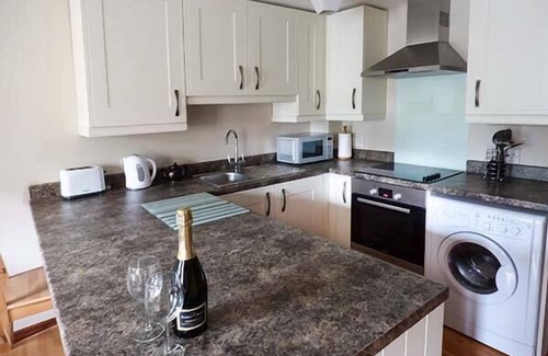 Fourstones Near Bentham Cottage | OCTOBER COTTAGE, pet friendly, with a garden in Clapham