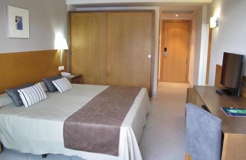 La Linea de la Concepcion Hotel | Ohtels Campo De Gibraltar