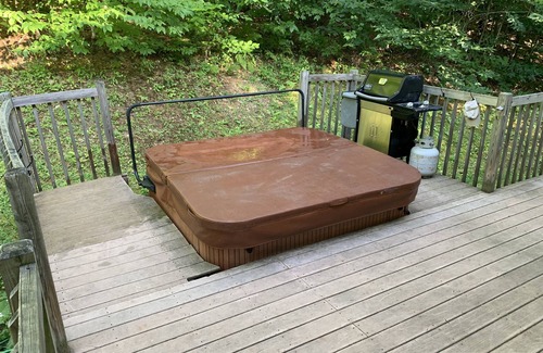 Cavendish House | Okemo LARGE home SKI DATES still available NEW Hot tub. pool table 3 full baths