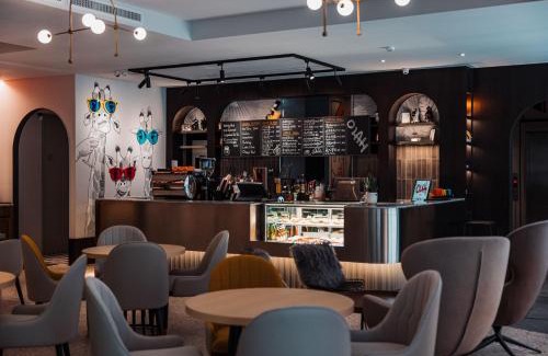 Central District Hotel | OLAH Poshtel - Taichung Station