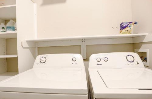 Olathe House | Olathe sleeping Beauty 3bdr and 2 baths