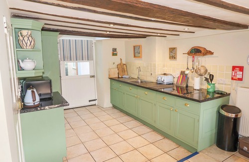 Whitchurch Canonicorum Cottage | Old Cross Cottage