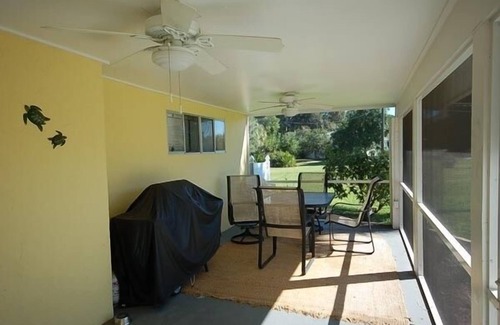 Englewood Cottage | Old Florida Charm, quiet, close to beach and boat launch.