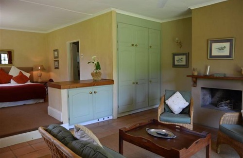 Curry's Post Hotel | Old Halliwell Country Inn