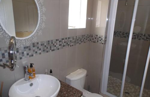 Schoemanshoek Bed & Breakfast | Old Mill Lodge, Seasonal Working Ostrich Farm & Restaurant, Oudtshoorn