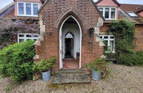Pattiswick House | Old school house surrounded by countryside
