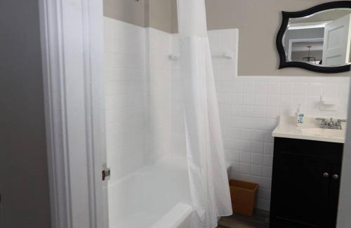 Old Southeast Apartment | Old Southeast 1br, near Downtown close to Beaches!