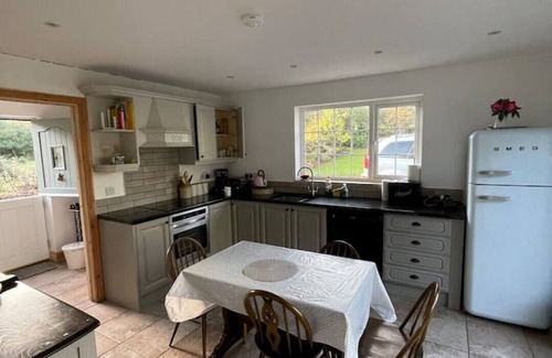 Ballynahinch Cottage | Old Stone Cottage - historical cottage with woodburner, great trails