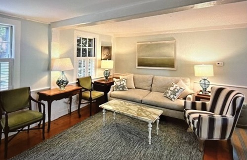 Marblehead House | OLD TOWN CHARM. nSleeps 4- 2 bedrooms - 2.5 baths