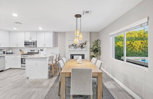 South Scottsdale Villa | Old Town Heated Pool & Spa Oasis Cabana Fire Pit