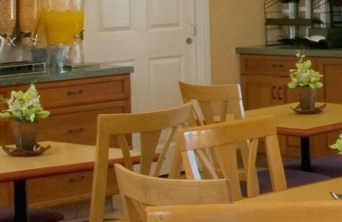 Midway District Hotel | Old Town Inn