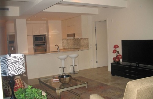 South Scottsdale Condo | Old Town Scottsdale - Furnished, Cosy, Close To All Amenities