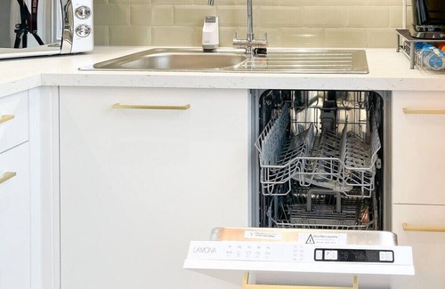 Margate Apartment | Old Town Trinity Apartment No 3 by ADLIV