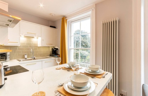 Margate Apartment | Old Town Trinity Apt No 3 By Adliv