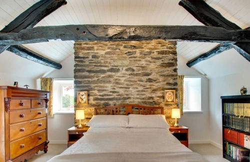 Llangeler House | Old Vicarage Cottage