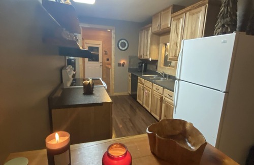 Meeteetse Cabin | Old West Charm: A Place Where One Can Breath and Feel Free!