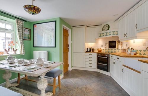 Portesham House | Olive Tree Cottage - Three Bedroom House, Sleeps 6