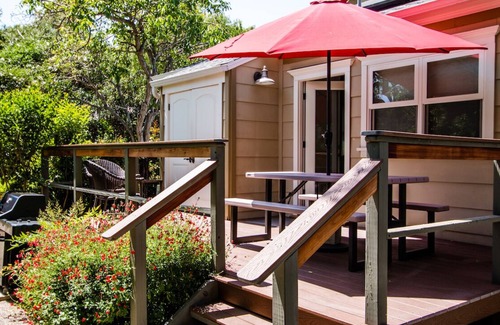 Paso Robles House | Olive with a Twist-Right in the Heart of Paso Robles on the West Side!