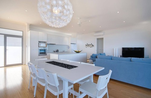 McCracken House | Oliver's Reef at McCracken