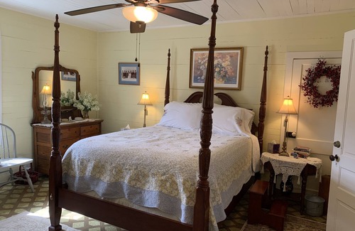 Lake City Other | Olives Bed and Breakfast is a beautiful 1919 home that takes you back in time.