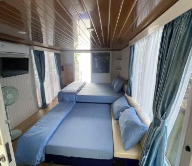 Karimun Jawa Resort | Omah Alchy Cottages