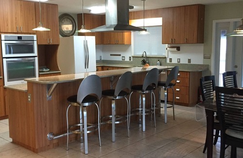 Cedar Key House | On Open Gulf, luxury home on safe private road, large dock/deck, gourmet kitchen