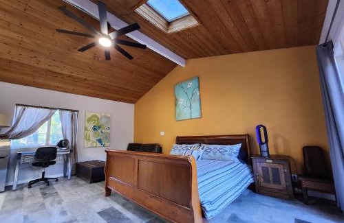 La Jolla Farms House | On Site Parking King Master Suite UCSD Walk