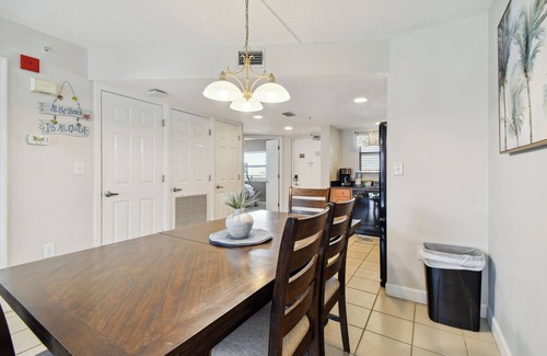 Belle Vista Condo | On The Beach! 2BR Condo