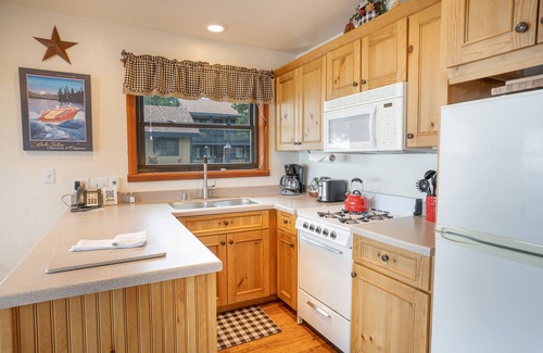 Tahoe Vista Cottage | "On the Beach" Cabin Perfect for 2! Lake Front!