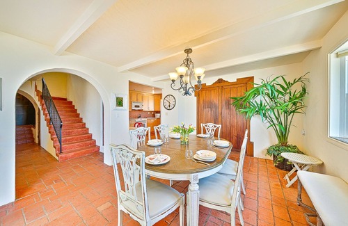 La Playa House | On The Beach Clubhouse - Bayfront with private beach access