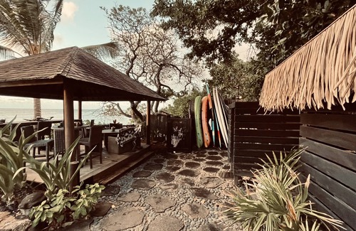 Haleiwa Apartment | ON THE SAND! Chuns Reef Beach House - Oceanfront Studio - A/C - Beach Toys