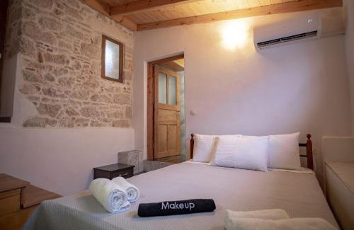 Pythagorion House | Once upon a rock