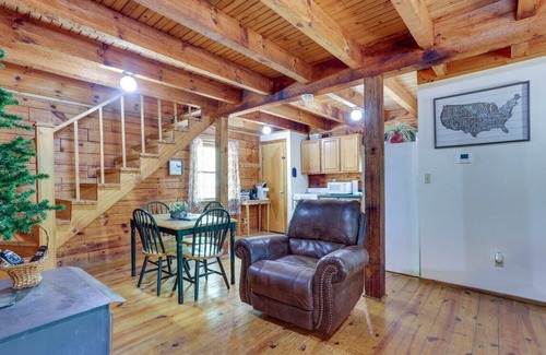 Taswell Cabin | One bedroom cabin in United States of America, Taswell