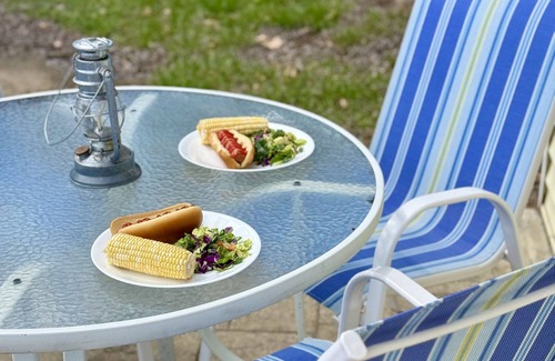 Monticello Cottage | One bedroom cottage -Standard 06