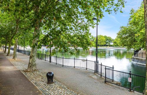 Wembley Park Apartment | One Bedroom Modern Apartment Next to Wembley Stadium!