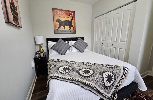 Champaign Apartment | One Bedroom Partment at the Inman - 202