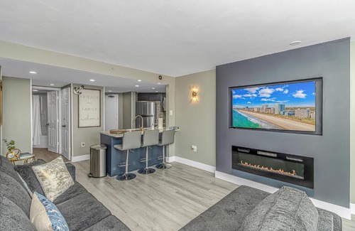 Myrtle Beach House | One Bedroom Suite at The Landmark Resort Unit 347