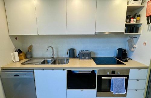 Nelly Bay Apartment | One Bright Point Euodia Unit 1102