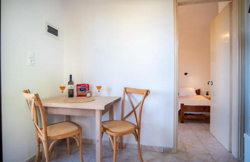 Potokaki Apartment | One House Pythagoreio