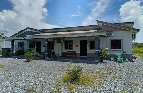 Pauh House | One Lot - Lodging Two