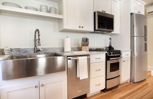 Old Town Condo | One Market Square - Comfortable Luxury Condo in the Center of Downtown Pinehurst