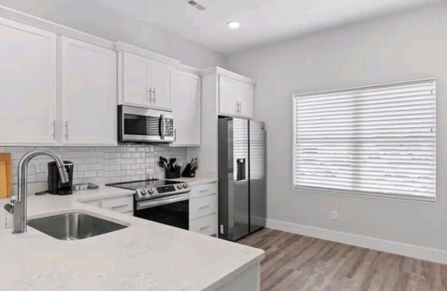 Chattanooga House | One Of A Kind townhouse with mountainline views of the city