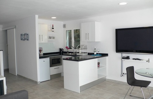 Soller Apartment | One room loft, amazing mountain views, air con, WiFi